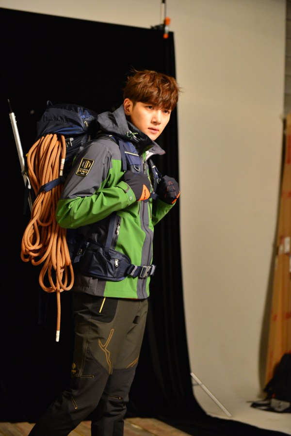 지창욱_화보_촬영스케치_노스케이프_지창욱11