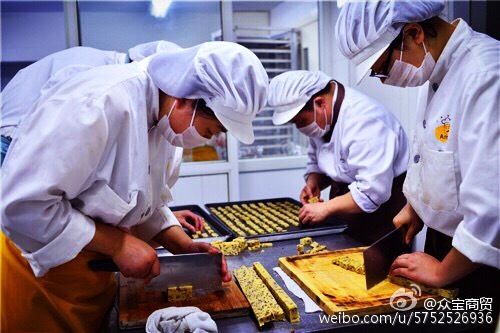 006hj12wjw1ey3u3x9ok7j30dw099gn3