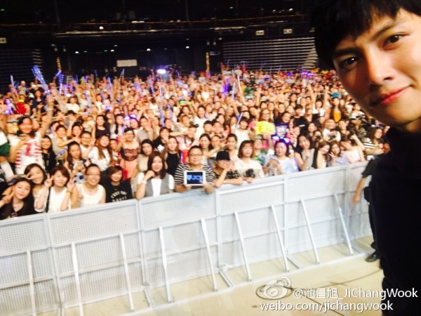 005RlXsOgw1f70iwkep86j30rs0kugrh