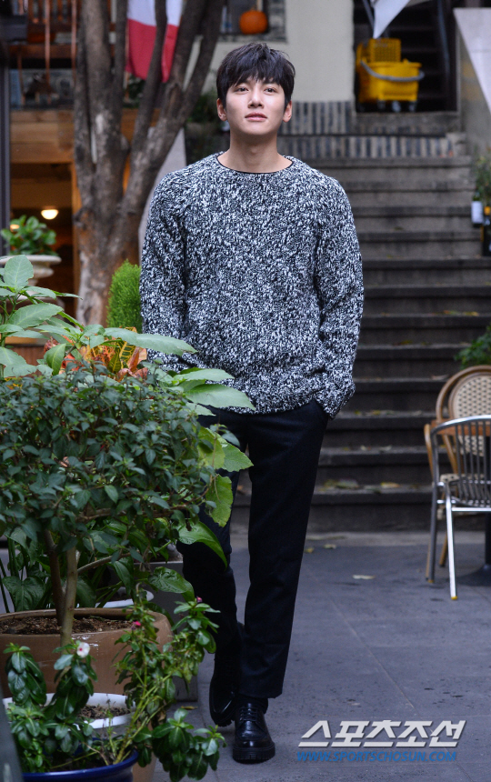 2016111501001214500082133