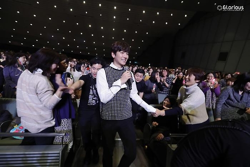 akr20170221089000033_02_i